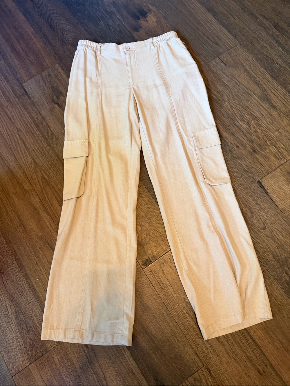 Linen-Blend Wide Leg Cargo Pants - Cream/oatmeal colour - Picture 3 of 5